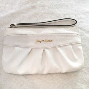 [JUICYCOUTURE] VEGAN leather clutch w lots storage
